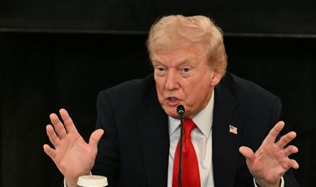 ترامب يحذر موالي مادورو: مستقبلكم سيكون سيئاً إذا استمر الولاء