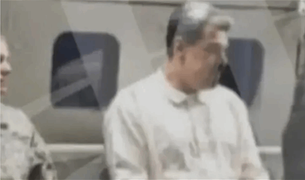 صورة متداولة للحظة القبض على مادورو وهو محاصر بالقوات الأميركية