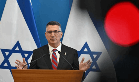 إسرائيل تثني على ضربة فنزويلا.. وساعر يراهن على "عودة الديمقراطية"