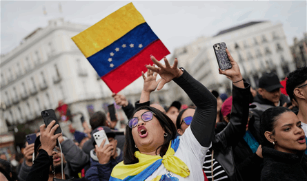 صور لردود فعل الناس على الهجوم الأميركي على كاراكاس.. شاهدوها