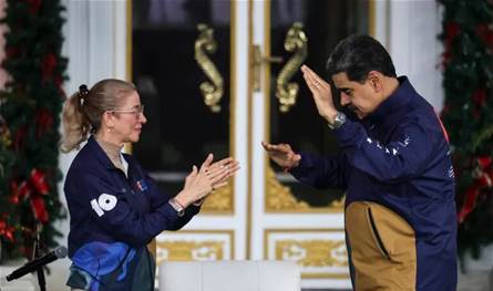 لم تكن مجرد زوجة رئيس… من هي سيليا فلوريس التي اعتُقلت مع مادورو