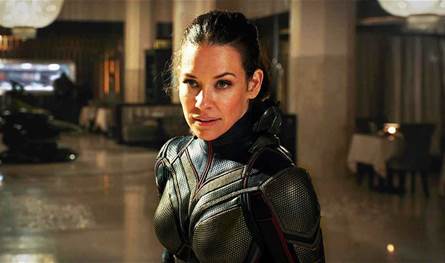 بعد سقوطها ونقلها إلى المستشفى... إيفانجلين ليلي: أعاني تلفاً دماغيّاً