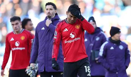 تعادل جديد يربك "مانشستر يونايتد" في الدوري الإنجليزي