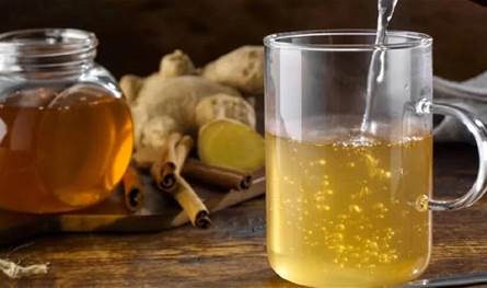 كيف تتعامل مع التهاب وجفاف الحلق في الصباح؟