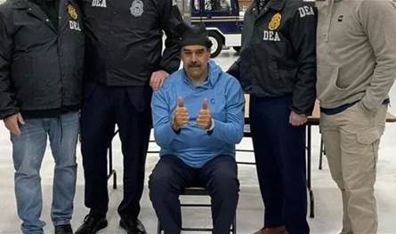 بعد مادورو.. خمسة سيناريوهات لفنزويلا 