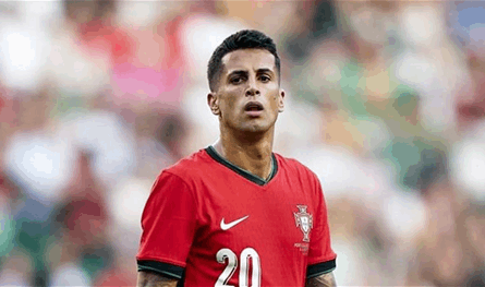 كانسيلو بين ميلانو وبرشلونة.. ماروتا يؤكد وجود المفاوضات