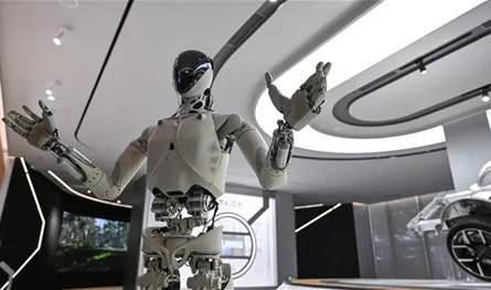 روبوتات تتعلم ألف مهمة يوميًا.. اختراق جديد في الذكاء الاصطناعي والروبوتات