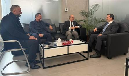 لقاءات للوزير شحادة محورها الذكاء الاصطناعي والأوضاع العامة