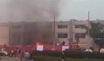 هكذا تأثّر إنتاج "هوا تشيكن" بسبب "حريق أنفة"