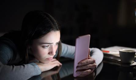 تأثير وسائل التواصل الاجتماعي على قضايا المرأة