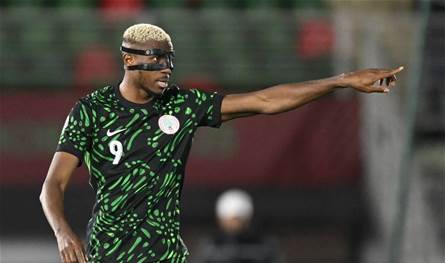 أوسيمهن غاضب من زميله لوكمان رغم فوز نيجيريا