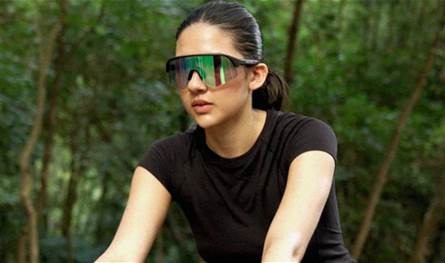 نظارات ذكية تحمي عينيك وتتكيف مع كل ضوء