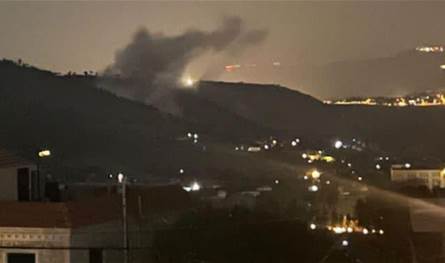 بالصور: قوة إسرائيلية مُعادية تتوغل فجرا وتفخخ مبنى من 3 طوابق في الخيام