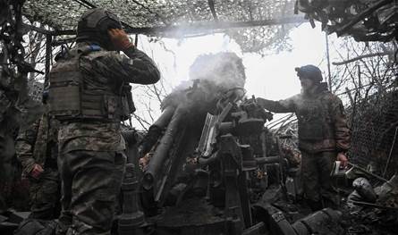 تبادل الضربات.. روسيا وأوكرانيا تتبادلان القصف الجوي والصاروخي