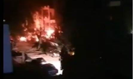 بالفيديو.. حريق كبير داخل شقة بالكورة وعمليات إخلاء للأطفال