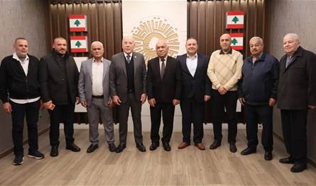 دبوسي استقبل صناعيي وتجار المنية...  وبحث سبل التعاون الاقتصادي