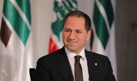 الجميّل: ازدواجية الخطاب الإيراني تجاه لبنان تدل على استخفاف بالعقول