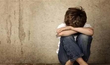 أثناء غياب الأب بالخارج.. زوجة أب تعذب طفلتيه في مصر