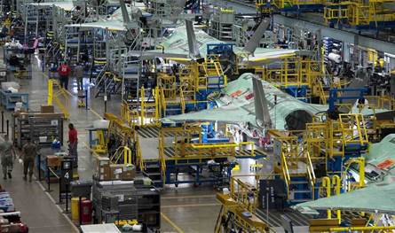 صعود قياسي لأسهم شركات الدفاع.. ما السبب؟ 