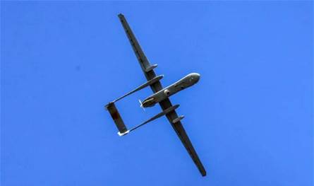 درون إسرائيلية تُلقي قنبلتين صوتيتين في خراج منطقة المجيدية.. لهذا السبب