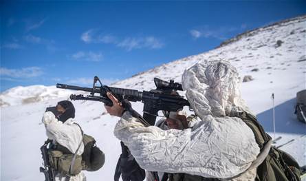 بالفيديو.. تدريبات عسكرية إسرائيلية على قمة جبل الشيخ في سوريا