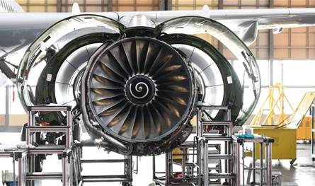 إبتكار معدن “سحري” لأجنحة الطائرات في الجو