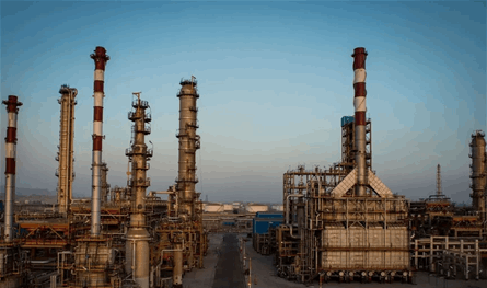 تجار النفط يواجهون مخاطر إيرانية جديدة