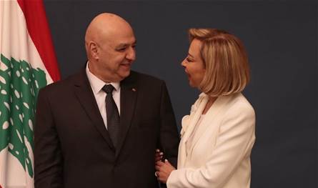 في عيد ميلاده الـ 62.. هكذا عايدت السيدة الأولى الرئيس جوزيف عون (صور)