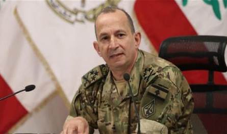 قائد الجيش يشكر لكل من واساه بوفاة والدة زوجته