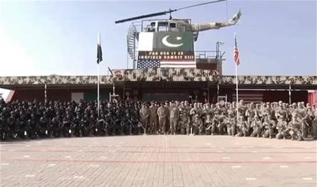 "المناورة الملهمة"... تعاون عسكري أميركي-باكستاني ورسائل أمنيّة