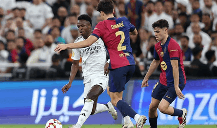 ألونسو وفليك يحسمان التشكيل.. نجوم ريال مدريد وبرشلونة في نهائي جدة