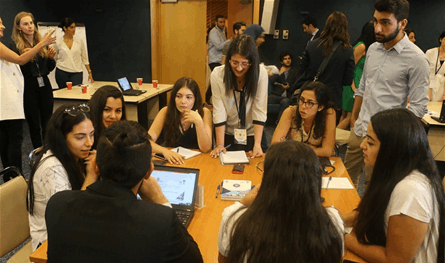 من الاقتصاد إلى الرقمنة.. كيف غيّر شباب لبنان خريطة وظائفهم خلال 2025؟