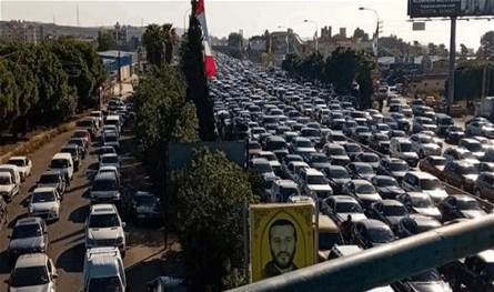 بالفيديو.. نزوح عدد كبير من أهالي جنوب لبنان