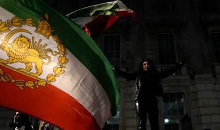  احتجاجا على حادث سفارتها في لندن.. إيران تستدعي سفير بريطانيا