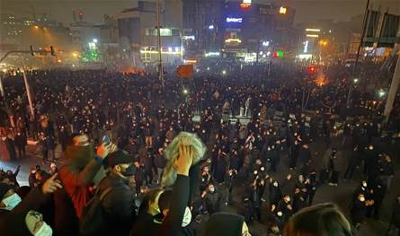 الأمين العام للأمم المتحدة يحض السلطات الإيرانية على ضبط النفس