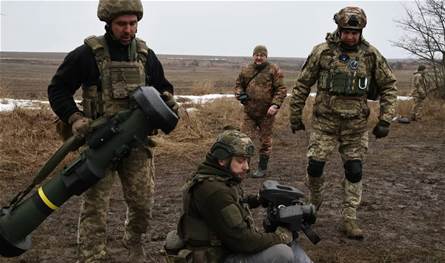 بريطانيا تطوّر صاروخاً باليستياً جديداً لدعم أوكرانيا 