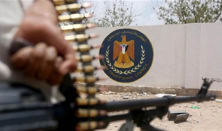 الجنوب يتمرّد على قيادة التحالف… ورفض صريح لقرارات العليمي