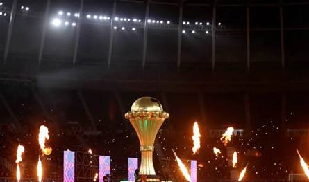 حلم عربي يتجدد… "أسود الأطلس" و"الفراعنة" على أبواب النهائي كأس أفريقيا