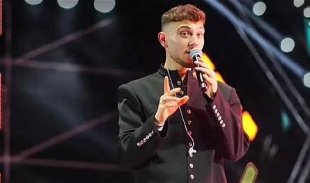 نزل سريعاً عن المسرح... شاهدوا ما فعله الشامي بسبب طفلة (فيديو)