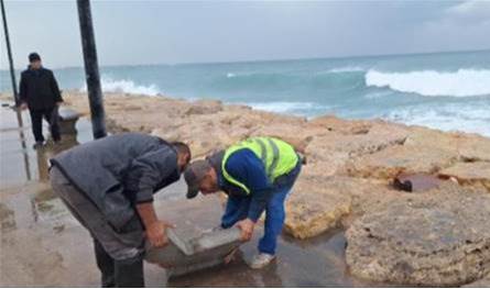 بلدية صيدا تزيل أضرار العاصفة في مدينة الرئيس الشهيد رفيق الحريري الرياضية