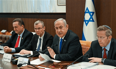 بشأن "الضربة الوشيكة على إيران"... ماذا طلب نتنياهو من وزراء حكومته؟
