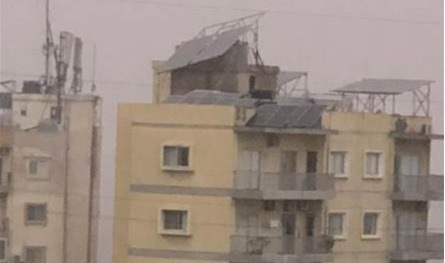 "اليازا" تُحذّر من المخاطر الناتجة عن الإهمال في تثبيت أنظمة الطاقة الشمسية ولوحات الإعلانات