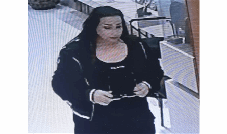 قوى الأمن نشرتهُ.. فيديو لسيدة "تسرق الذهب"!