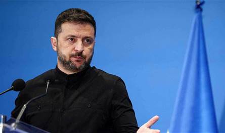 زيلينسكي: الاضطرابات في إيران فرصة للتغيير ويجب ألا يفوتها العالم