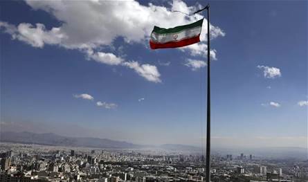 على خلفية الاحتجاجات.. إيران تحيل بعض كبار المسؤولين إلى القضاء