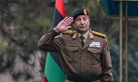 مضيفة طيران قبرصية.. ما علاقتها بسقوط طائرة رئيس الأركان الليبي؟