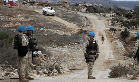 اليونيفيل تطالب إسرائيل بوقف الهجمات التي تعرّض عناصرها للخطر