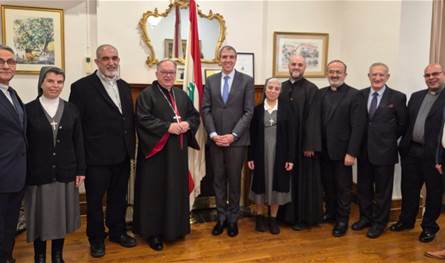 المطران تابت ووفد ابرشي  هنآا السفير  طوق... تأكيد على أهمية الدور الاغترابي في كندا 