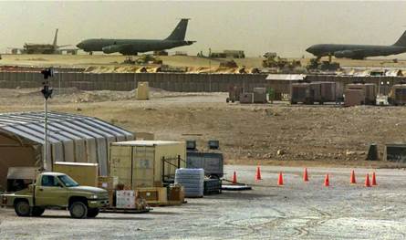 بعد مغادرة بعض الأفراد الأميركيين قاعدة "العديد"... قطر توضح!