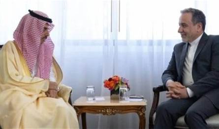 وزيرا خارجية إيران والسعودية بحثا هاتفيًا تطورات الأوضاع في المنطقة